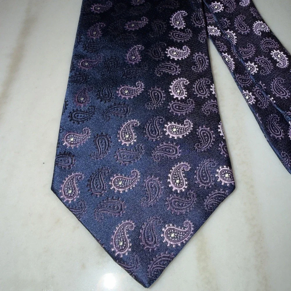 346 Brooks‎ Brothers 100% Pure Silk Neck Tie Purple Navy Paisley Made In USA